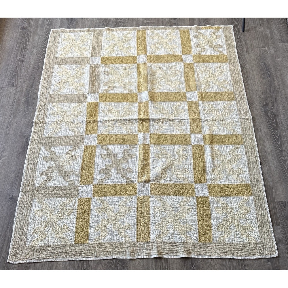 Vintage Quilt 61x72 Handmade Applique Tulip/Lily Calico Floral Folk 30s 40s